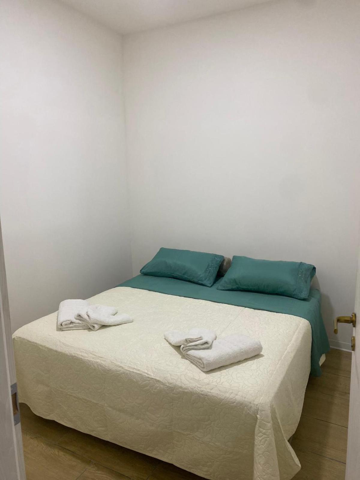 Home Rebecca Наполи Екстериор снимка